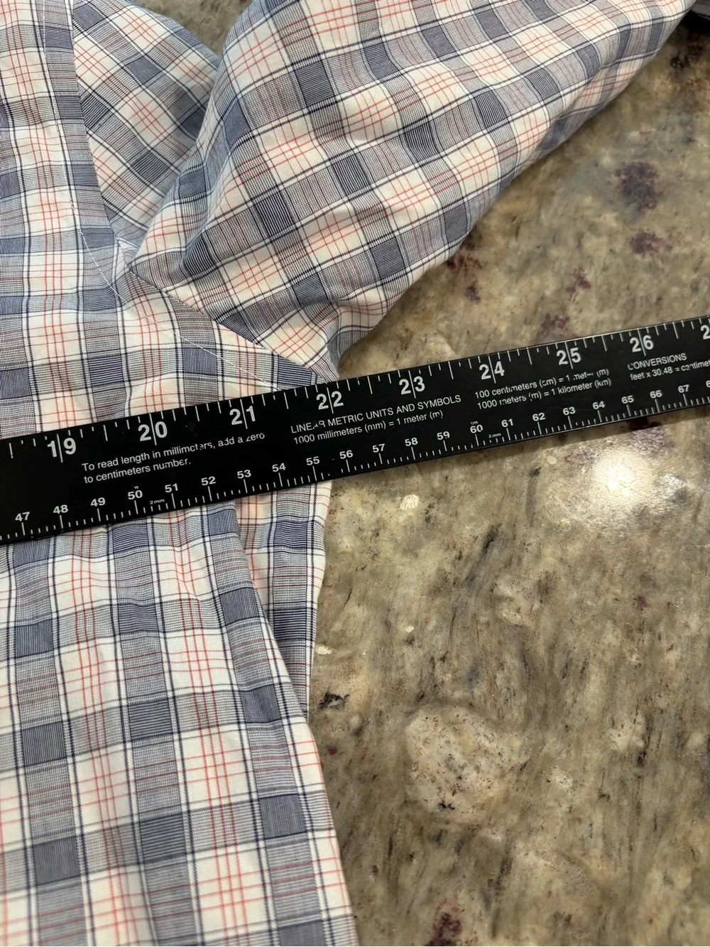 Banana Republic Slim Fit Non-Iron Button Front Long Sleeve Sport Shirt